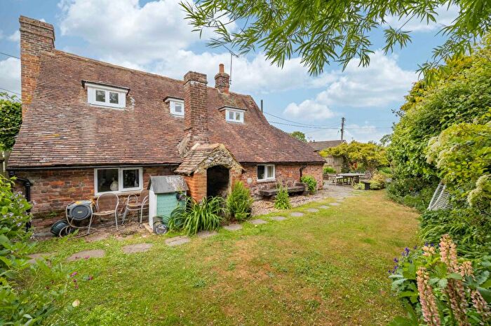 3 Bedroom Detached House For Sale In Bossingham, Canterbury, Kent, CT4