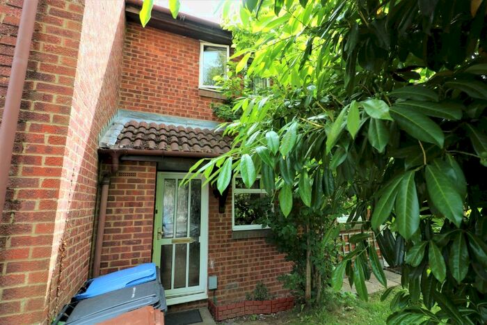 2 Bedroom Terraced House To Rent In Jasmine Gardens, Hatfield, AL10