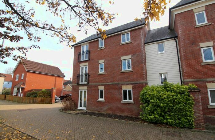 2 Bedroom Flat To Rent In Eider Close, Stowmarket IP14
