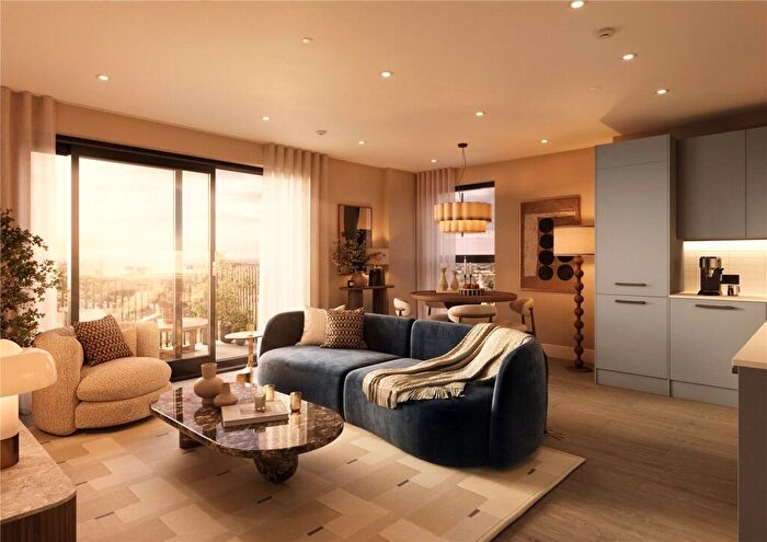 2 Bedroom Apartment For Sale In Poplar House, One Waterside, Bath, BA2