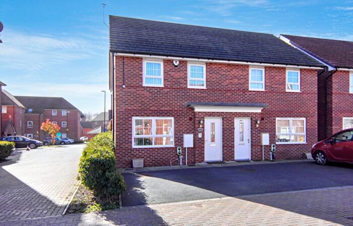 Semi-Detached House For Sale In Coventry, CV4