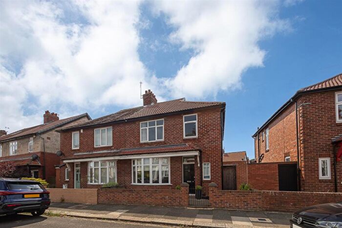 3 Bedroom Semi-Detached House For Sale In Northumberland Gardens, Jesmond, Newcastle Upon Tyne, NE2
