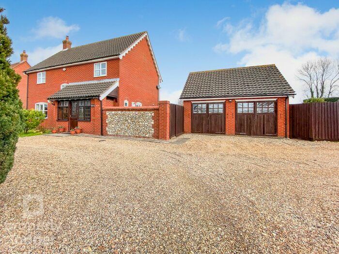 4 Bedroom Detached House For Sale In Market Street, Tunstead, Norwich, NR12