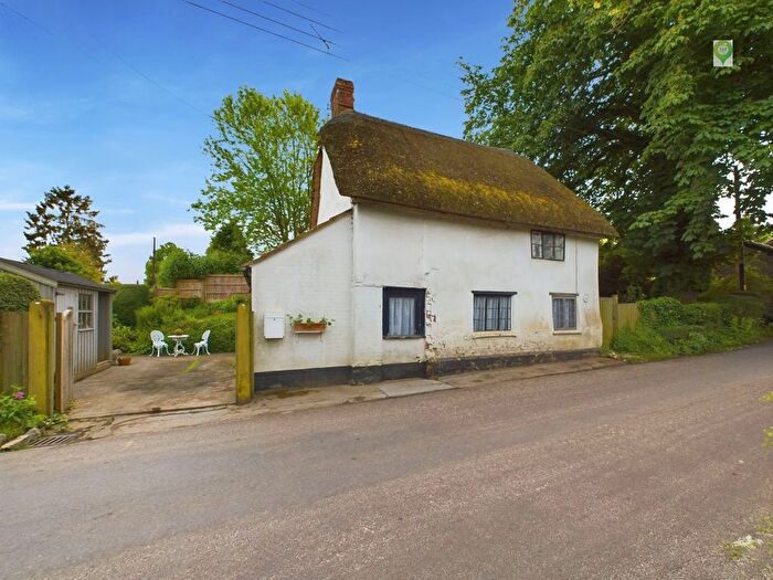 2 Bedroom Detached House For Sale In Willow Cottage Owl Street, South Petherton, TA13