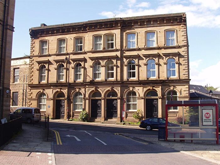 1 Bedroom Flat To Rent In Station Road, Batley, WF17