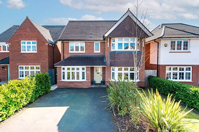 4 Bedroom Detached House For Sale In Meadowacre, Standish, Wigan, WN6