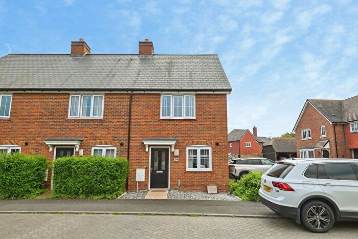 2 Bedroom End Of Terrace House For Sale In Keepers Cottage Lane, Wouldham, Rochester, Kent, ME1