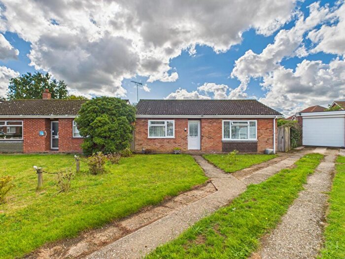 2 Bedroom Bungalow For Sale In Lewis Close, Ashill, IP25