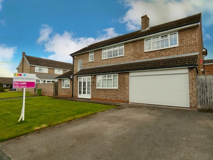 4 Bedroom Detached House For Sale In Hunters Hill, Kingsley, Frodsham, WA6