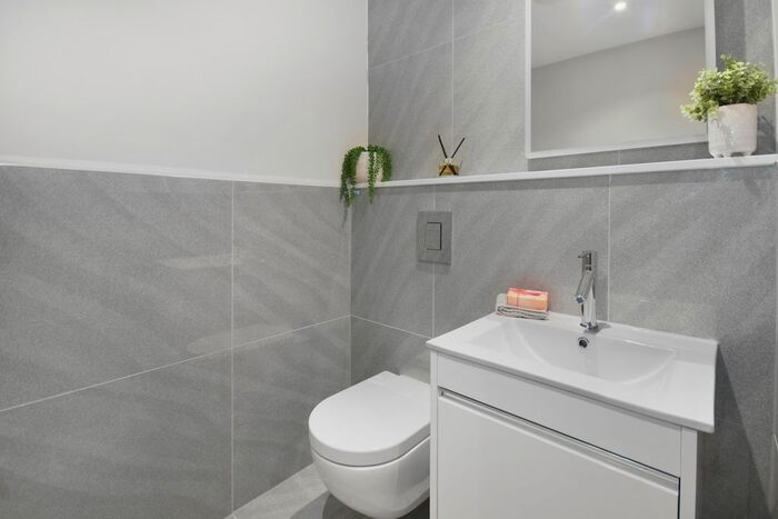 4 Bedroom Town House To Rent In Hastings Road, Hawkhurst, Cranbrook, TN18
