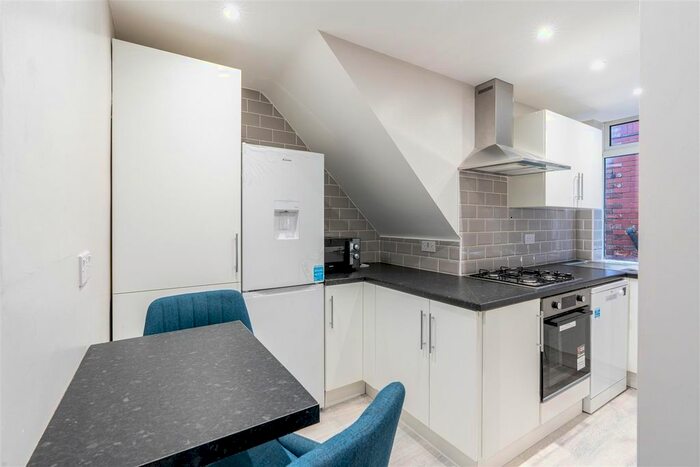 2 Bedroom Flat To Rent In Marleen Avenue, Heaton NE6