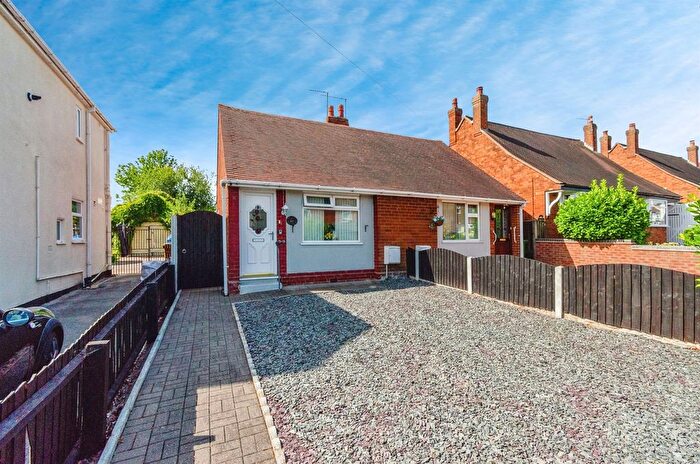 1 Bedroom Semi-detached Bungalow For Sale In Albert Street, Cannock, WS11