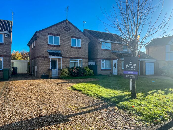 4 Bedroom Detached House To Rent In Caldbeck Close, Peterborough, PE4