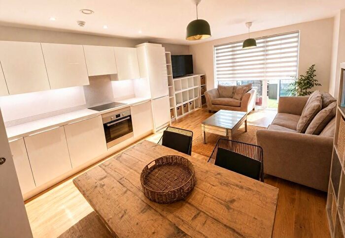 2 Bedroom Property For Sale In Crossways, Slough, Berkshire, SL1