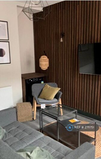 3 Bedroom Terraced House To Rent In Horton Road, Manchester, M14