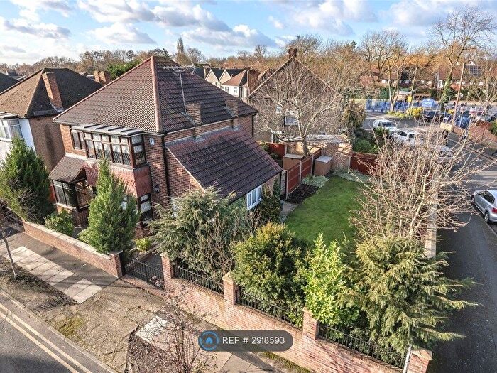4 Bedroom Detached House To Rent In Brooklyn Way, West Drayton, UB7