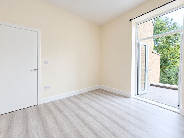 2 Bedroom Flat To Rent In Crouch Hill, Crouch End, N8
