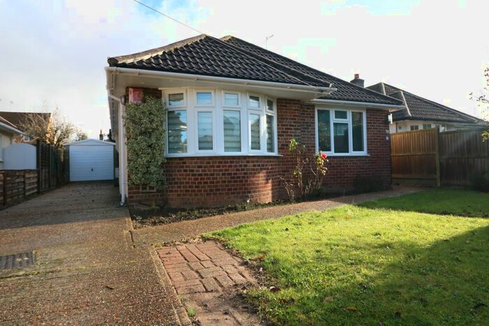3 Bedroom Detached Bungalow To Rent In Hillside Gardens, Brockham, Betchworth, Surrey, RH3