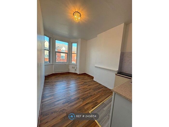 1 Bedroom Flat To Rent In Holyhead Road, Coventry, CV1