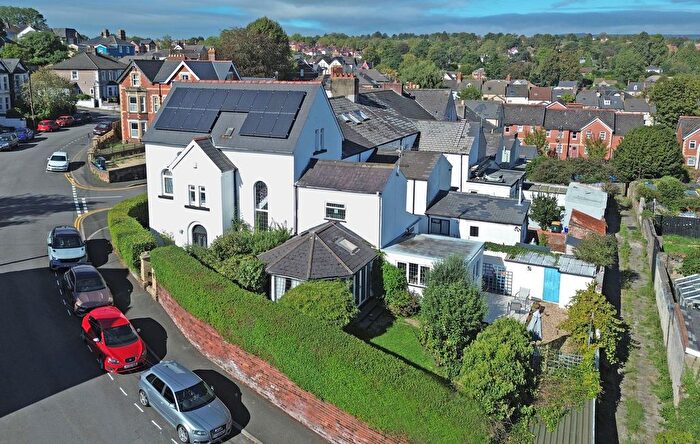 4 Bedroom Terraced House For Sale In Kingsmill Terrace, Newport, NP20
