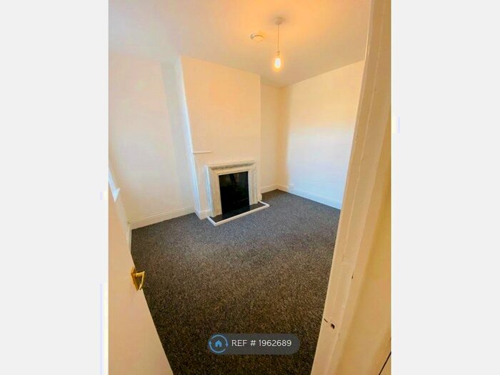 3 Bedroom Terraced House To Rent In Fuller St, Cleethorpes, DN35