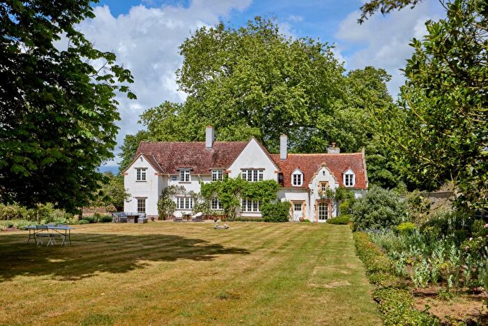 5 Bedroom Detached House For Sale In Pusey, Faringdon, Oxfordshire, SN7
