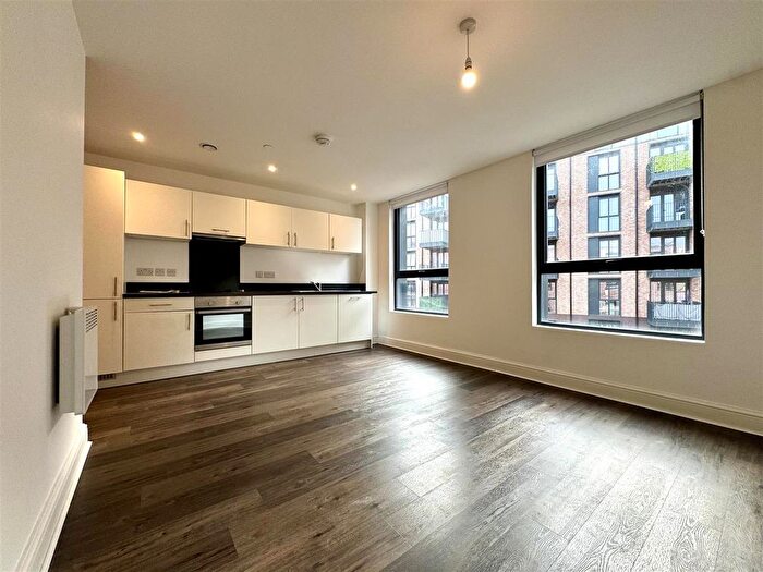 1 Bedroom Flat To Rent In Leigh Street, High Wycombe, HP11