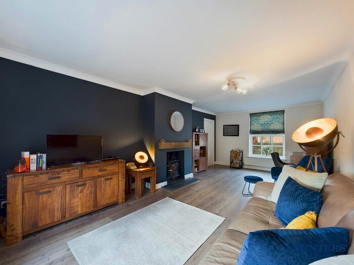 4 Bedroom Detached House For Sale In Orchard Park, Melbourne, York, YO42