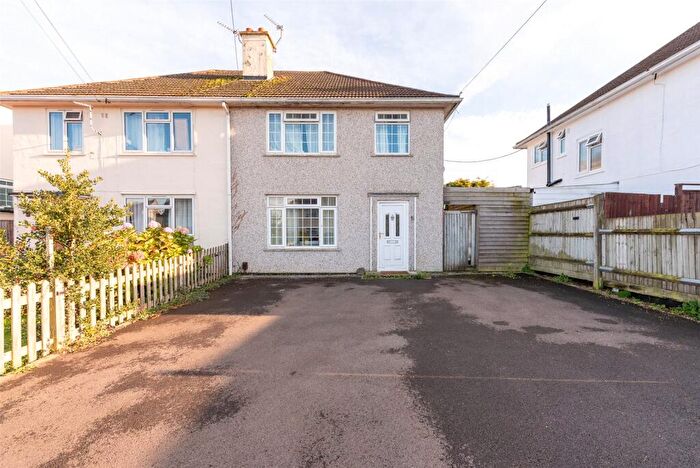 3 Bedroom Semi-Detached House To Rent In Somerset Road, Maidstone, Kent, ME15