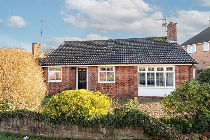 4 Bedroom Property For Sale In Park Rise, Harpenden, AL5