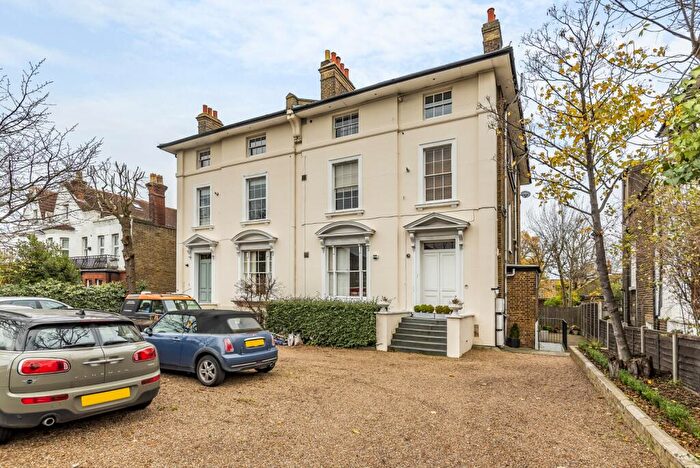 2 Bedroom Flat To Rent In Shooters Hill Road Blackheath, SE3