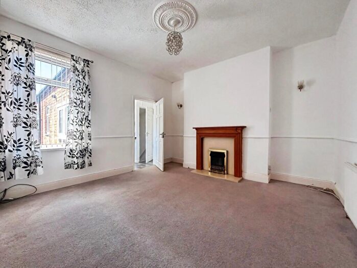 3 Bedroom Flat For Sale In Garrick Street, South Shields, NE33