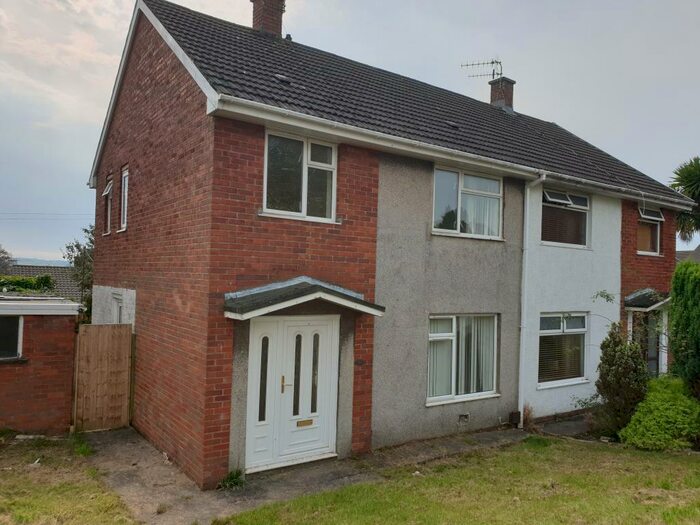 3 Bedroom House To Rent In Ilston, Llanelli, Carmarthenshire, SA15