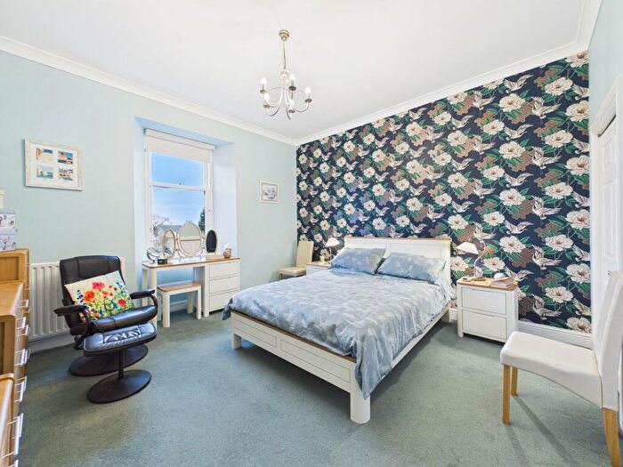 2 Bedroom Flat For Sale In Hyndford Road, Lanark, ML11 - Photo 6