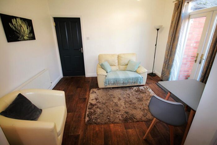 1 Bedroom Flat To Rent In Flat, The Avenue, Lincoln, Lincolnshire, LN1