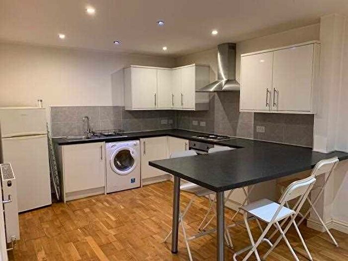 1 Bedroom Flat To Rent In West Street, Flat, Bristol, BS3