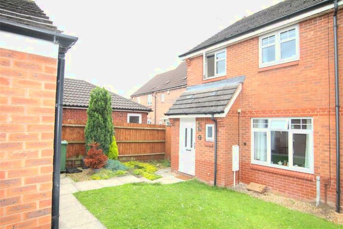3 Bedroom Semi-Detached House To Rent In Turnstone Drive, Quedgeley, Gloucester, Gloucestershire, GL2
