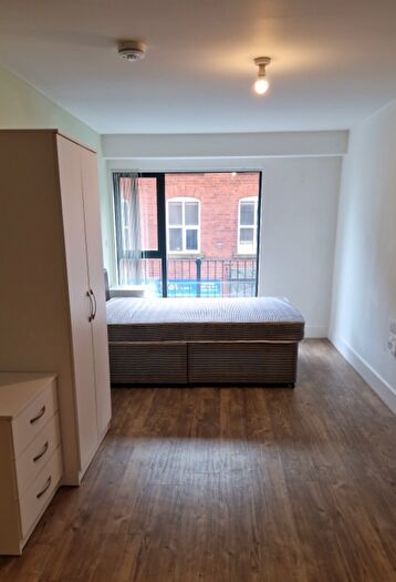 Studio To Rent In Scholes Street, Oldham, OL1