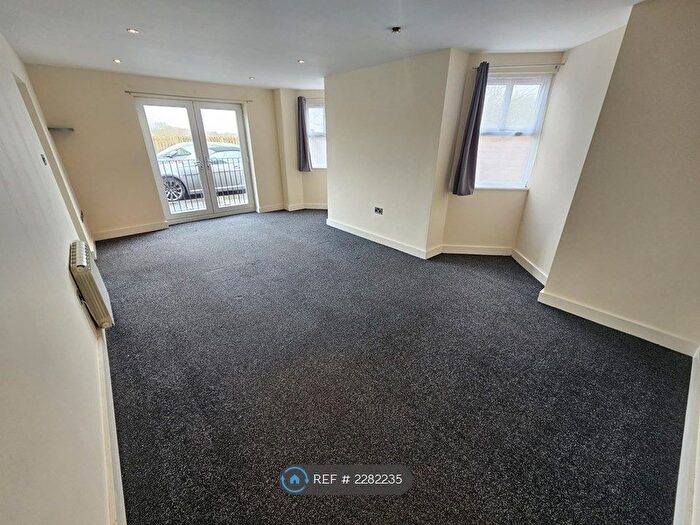 2 Bedroom Flat To Rent In King Edward Street, Normanton, WF6