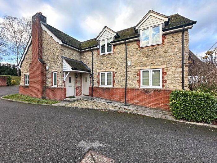 1 Bedroom Apartment To Rent In Kennington Road, Kennington, OX1