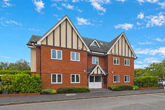 1 Bedroom Flat To Rent In Lexicon View, Daventry Court, Bracknell, Berkshire, RG42