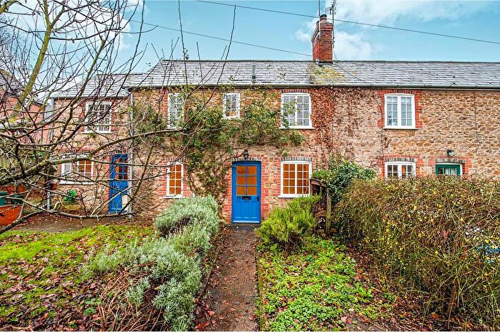 2 Bedroom End Of Terrace House To Rent In Gloucester Street, Faringdon, SN7