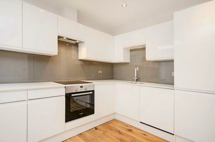 1 Bedroom Flat To Rent In Station Road, Hendon, London, NW4
