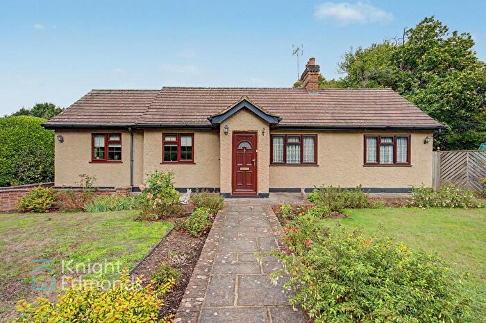 3 Bedroom Detached Bungalow For Sale In Chartway Street, Sutton Valence, ME17