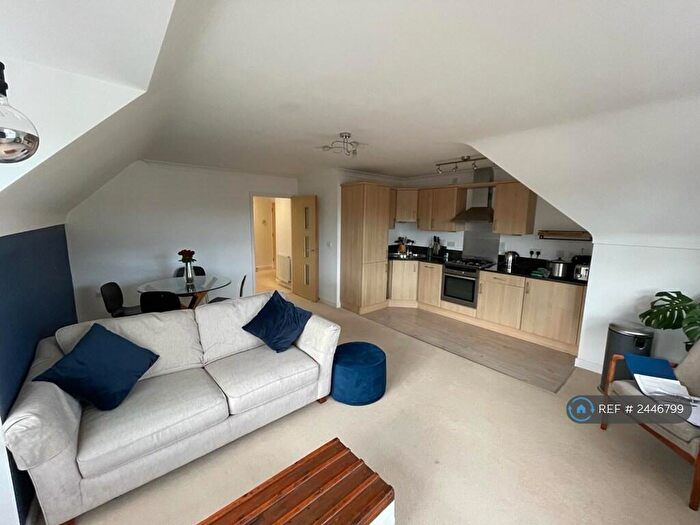 1 Bedroom Flat To Rent In Westby Road, Bournemouth, BH5