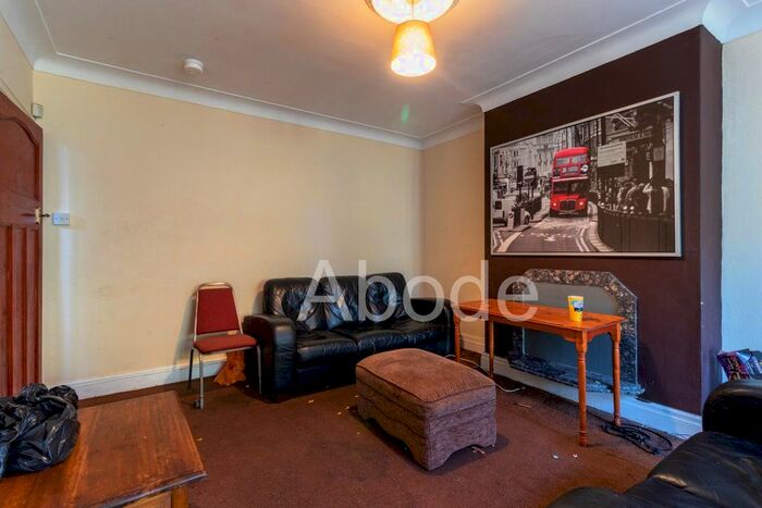 4 Bedroom Property To Rent In Becketts Park Drive, Leeds, West Yorkshire, LS6