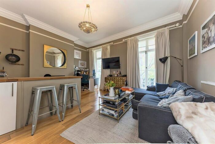 1 Bedroom Flat To Rent In Brunswick Gardens, London, W8