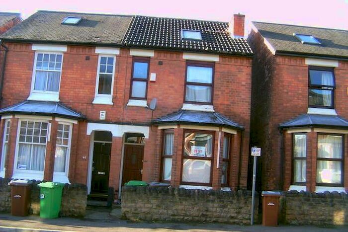 6 Bedroom Terraced House To Rent In Cottesmore Road, Nottingham, NG7