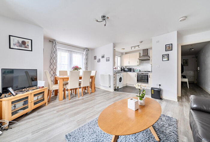 1 Bedroom Apartment For Sale In Normandy Drive, Yate, Bristol, Gloucestershire, BS37