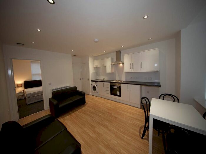 1 Bedroom Flat To Rent In Muirton Road, Dundee, DD2